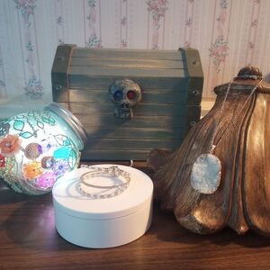 COPY - 12.00 live show listing